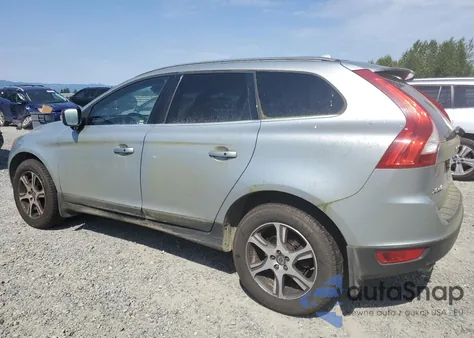2013 Volvo Xc60 T6 z USA, uszkodzony, nr VIN YV4902DZ3D2435789